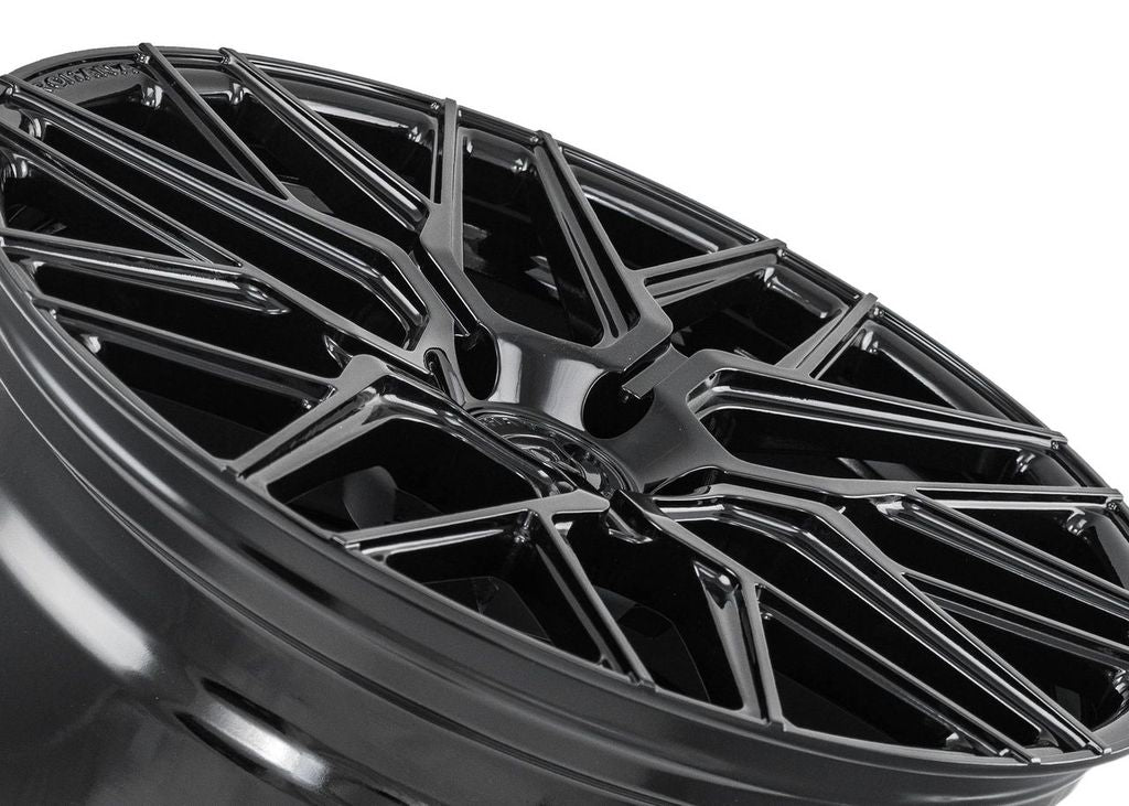 21x9 Rohana RFX10 Gloss Black (Cross Forged) 5x112 20mm