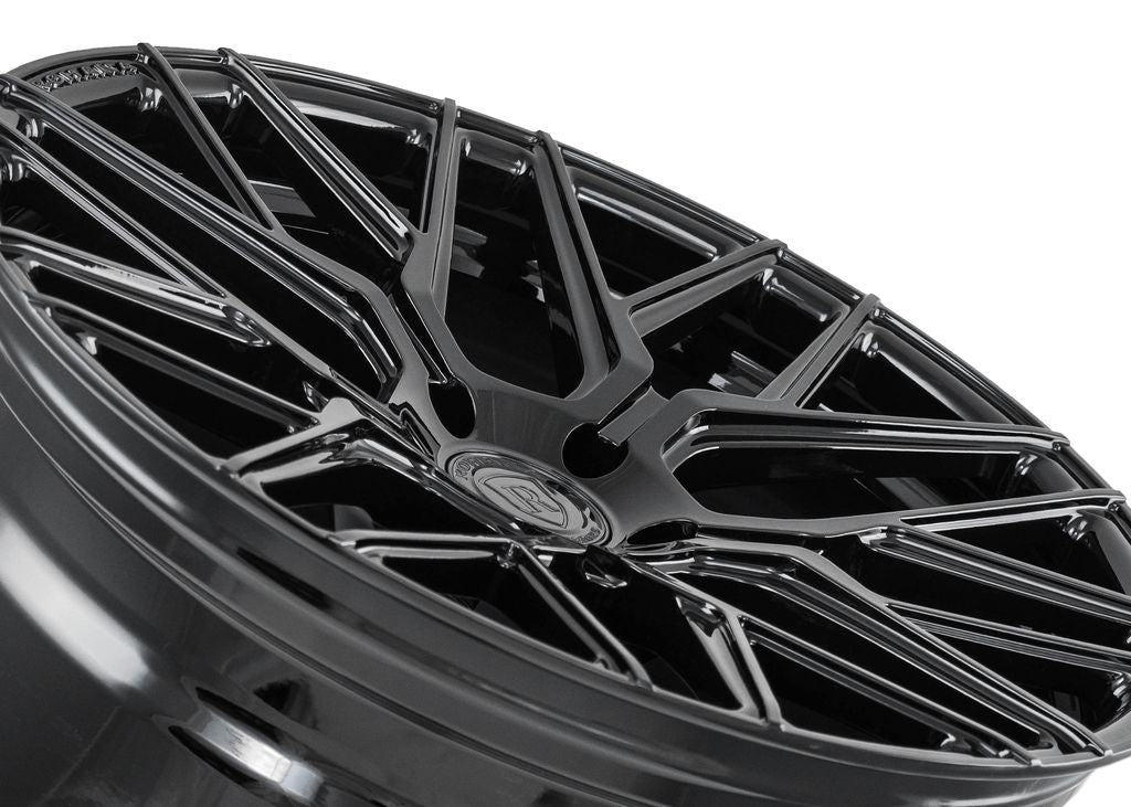 19x9.5 Rohana RFX10 Gloss Black (Cross Forged) 5x112 35mm