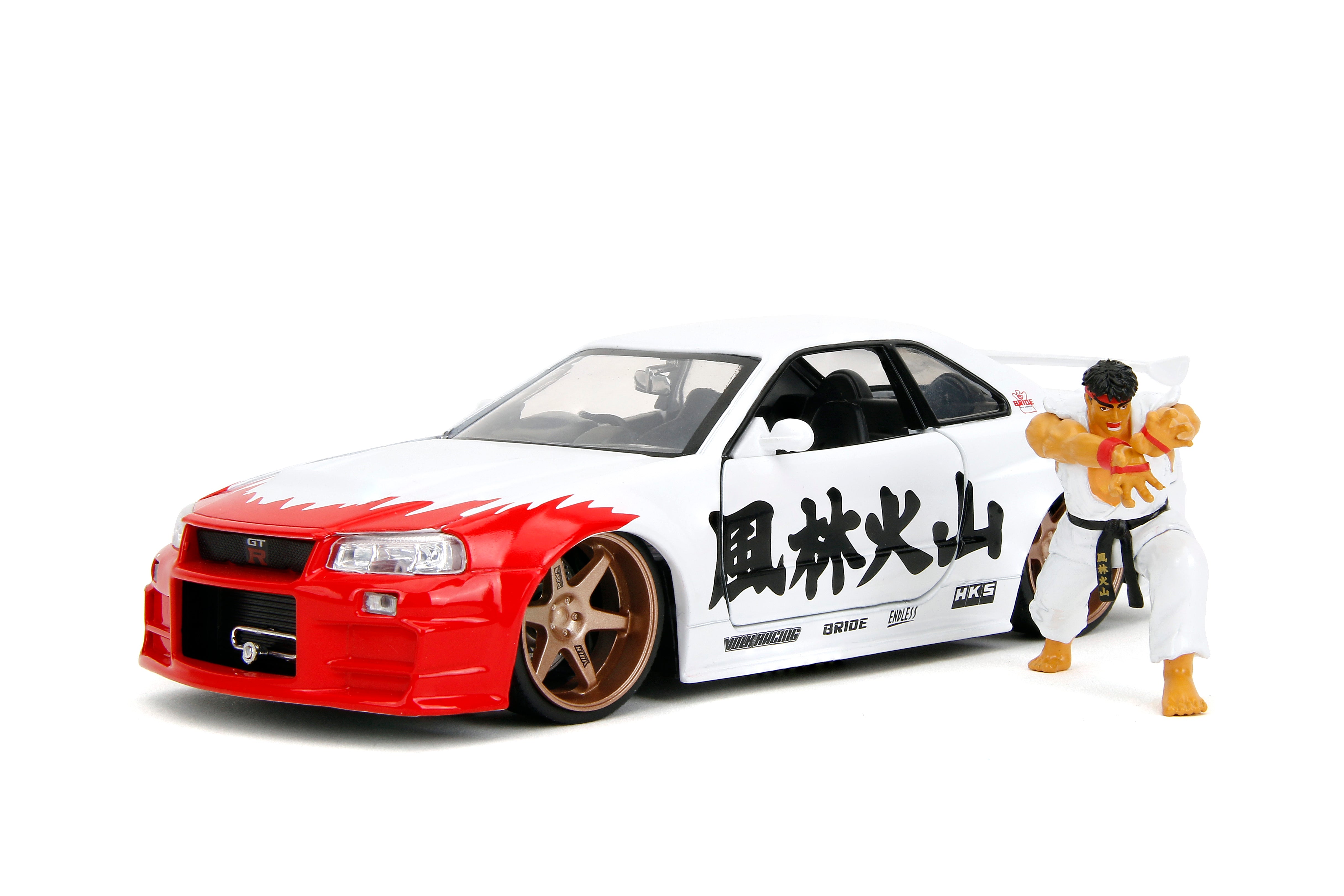 Jada Toys - Street Fighter 2002 Nissan Skyline GTR w/ Ryu Figure - 1:24 Scale Die-Cast