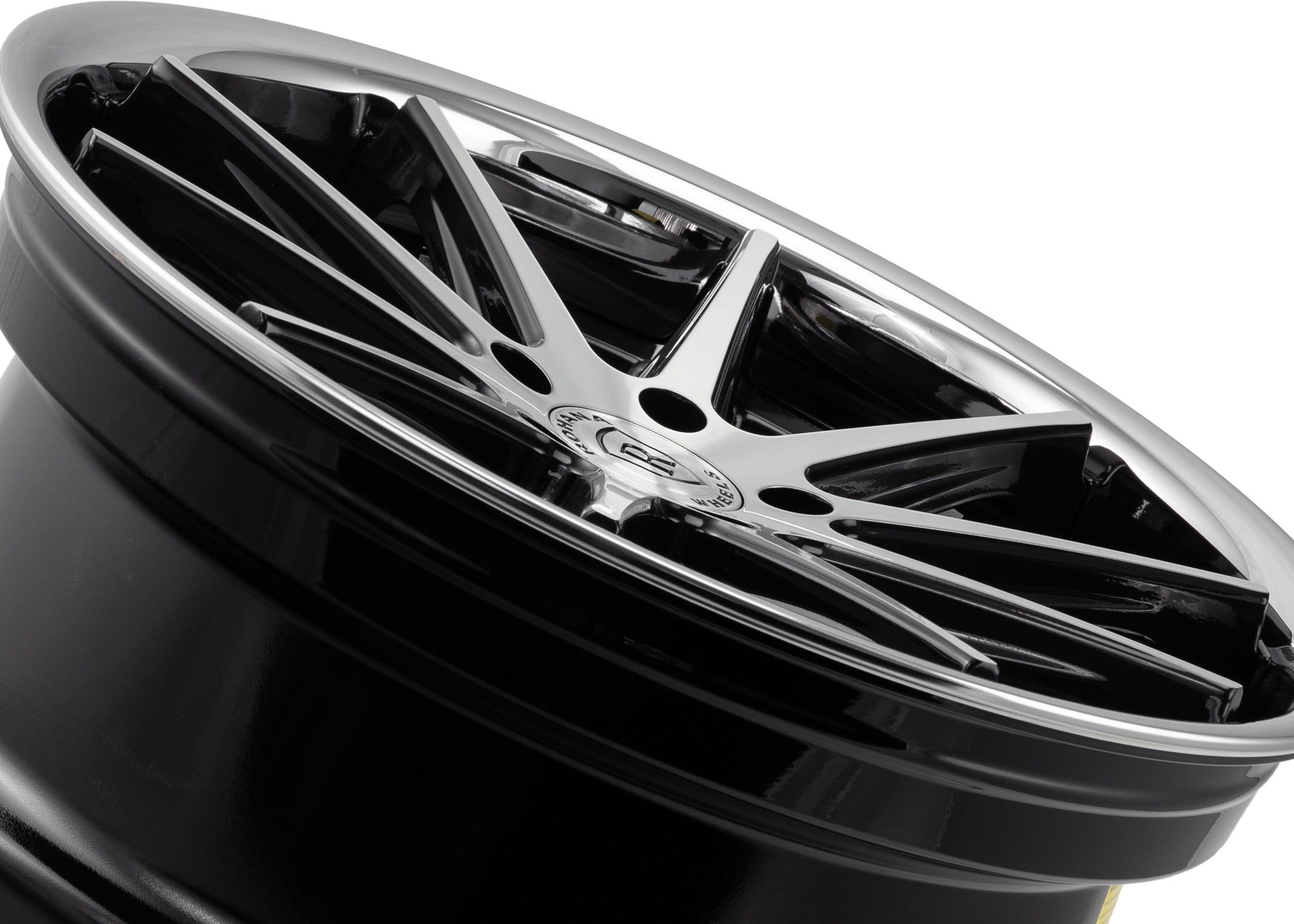 19x8.5 Rohana RFC10 Gloss Black Machined w/ Chrome Stainless Steel Lip (Flow Formed) 5x112 25mm